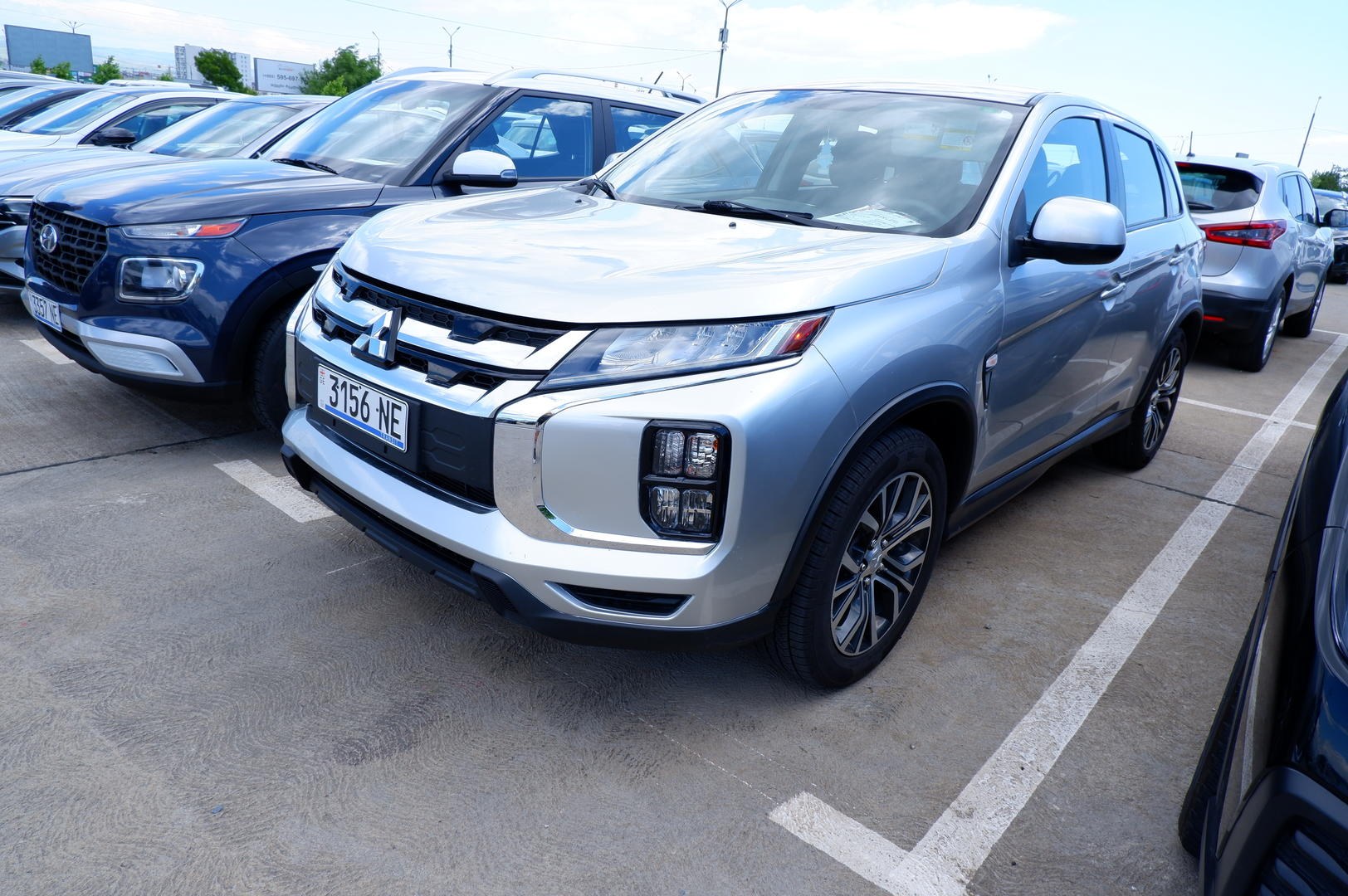 میتسوبیشی اوتلندر اسپرت