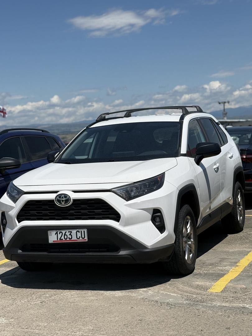 تویوتا RAV 4