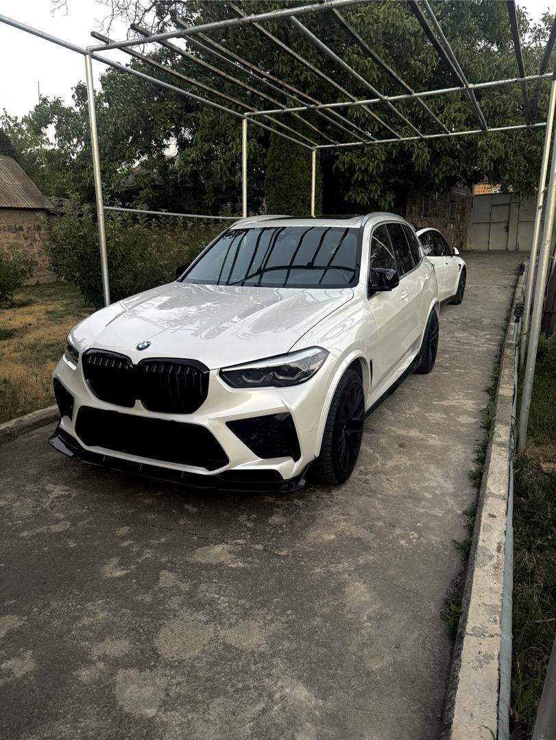 بی ام و X5