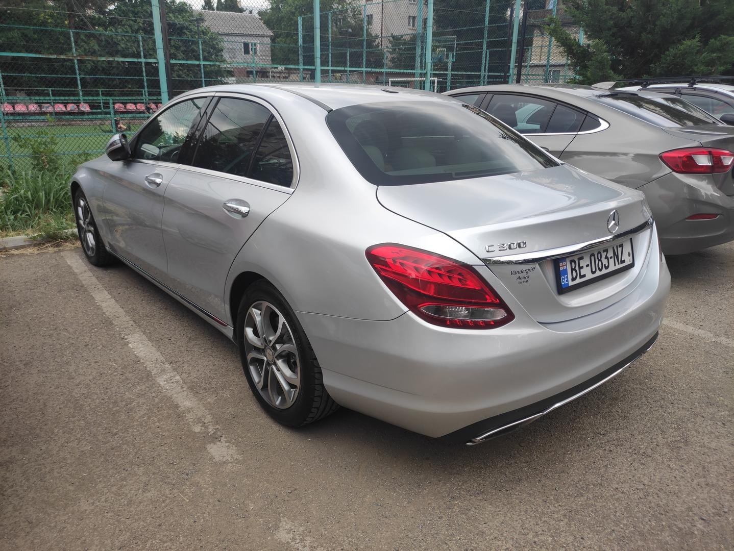 مرسدس بنز C 300
