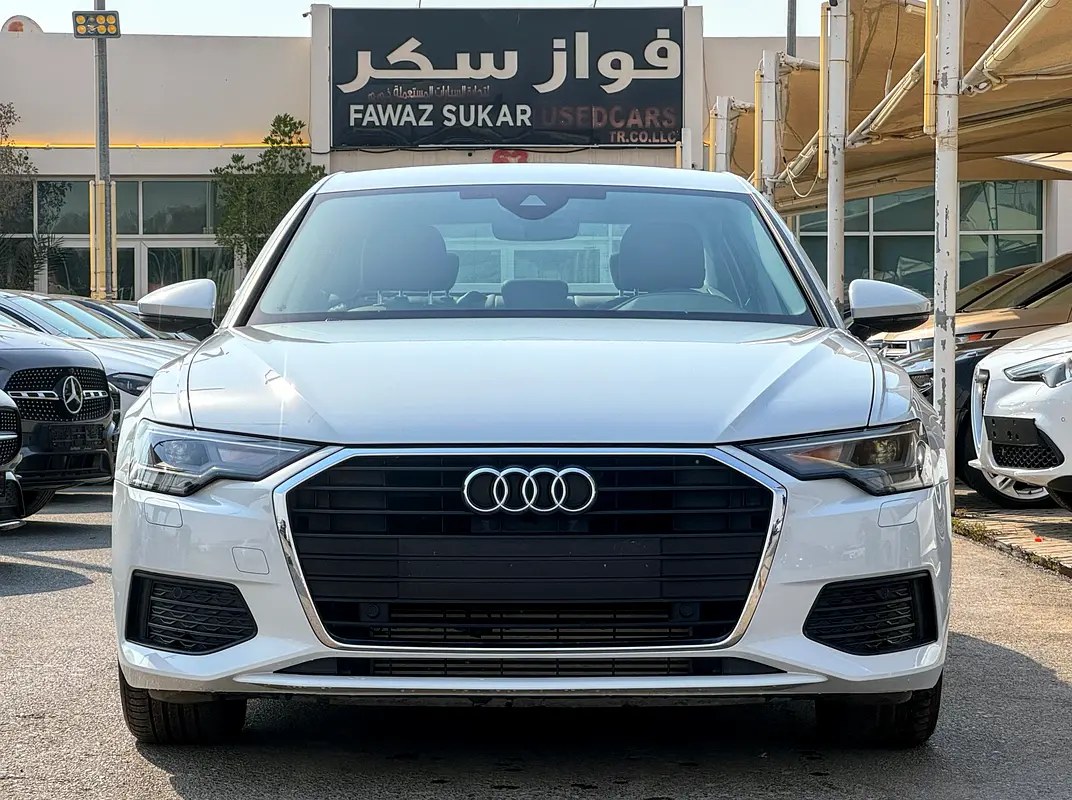 نمای دیگر آئودی A6 40 TFSI 2023