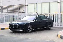 بی ام و سری 7 735i 2025