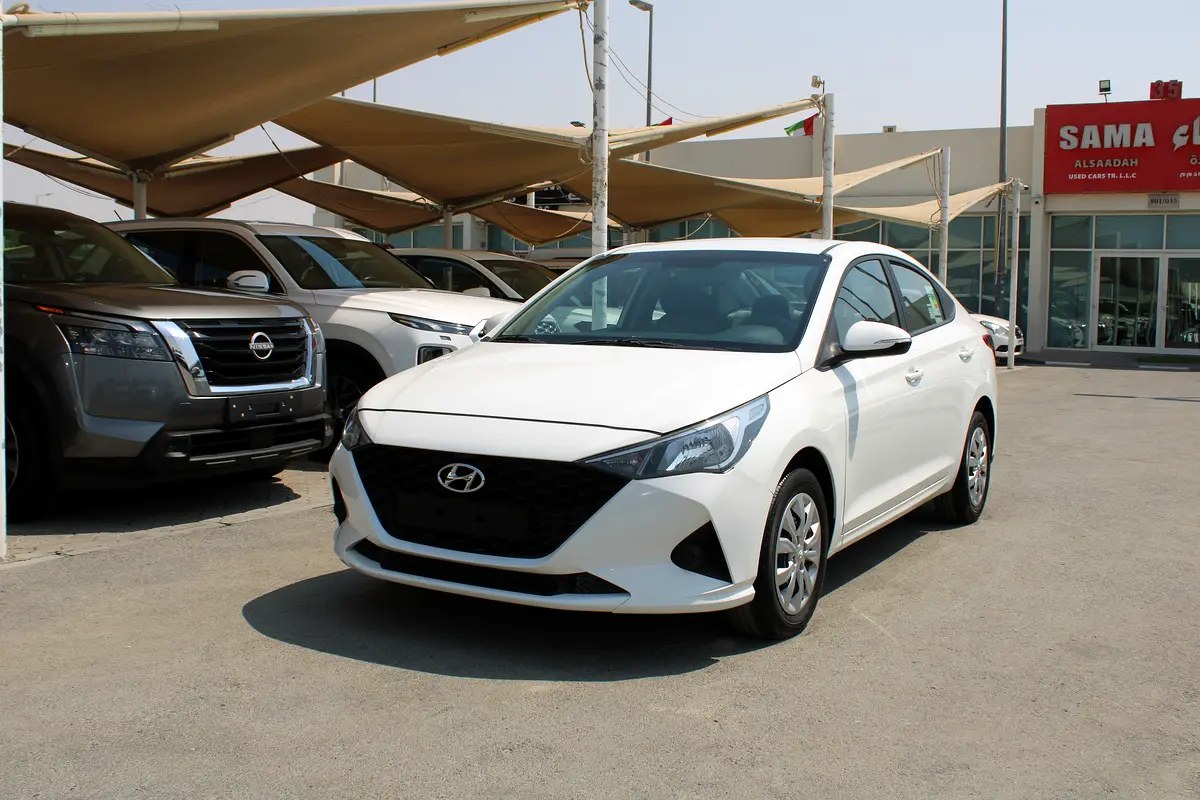 نمای دیگر هیوندای اکسنت کامفورت 2023