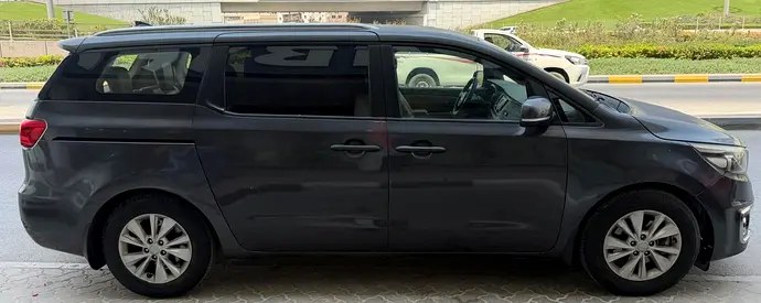 نمای دیگر کیا کارنیوال SX 2016