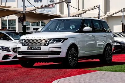 نمای دیگر لندروور رنجروور P400 SE 2020