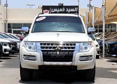 نمای دیگر میتسوبیشی پاجرو GLS تاپ لاین 2020