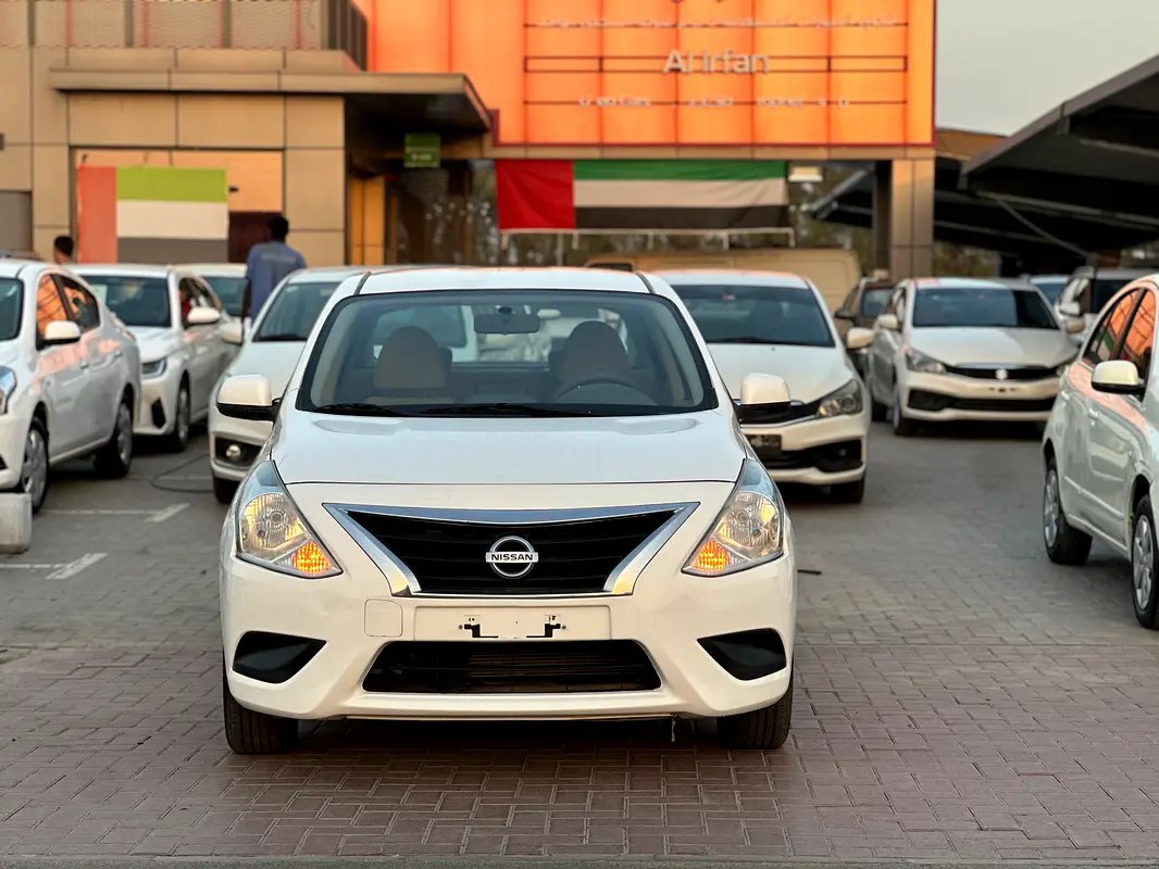 نمای دیگر نیسان سانی SV 2023