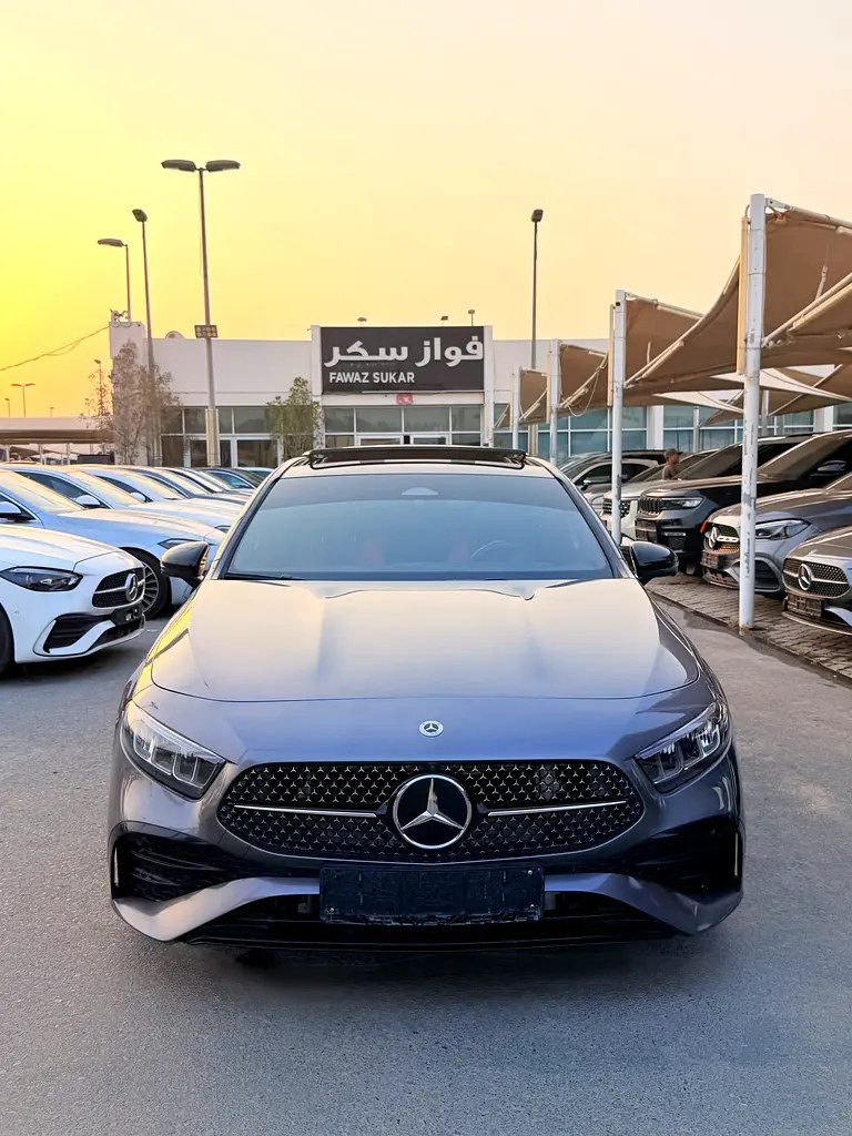 نمای دیگر مرسدس بنز کلاس A A 200 AMG 2025