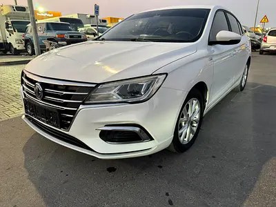نمای دیگر ام جی MG5 اوتر 2023