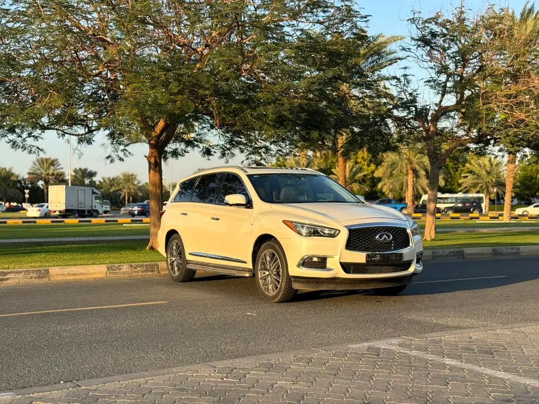 نمای دیگر اینفینیتی QX60 لوکس 2018