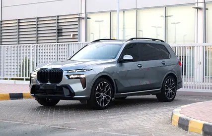 نمای دیگر بی ام و X7 xDrive40i 2023