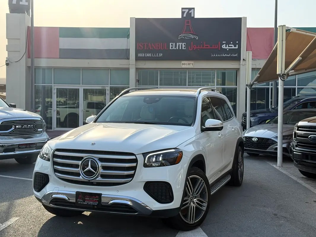 نمای دیگر مرسدس بنز GLS کلاس GLS 450 4MATIC 2024