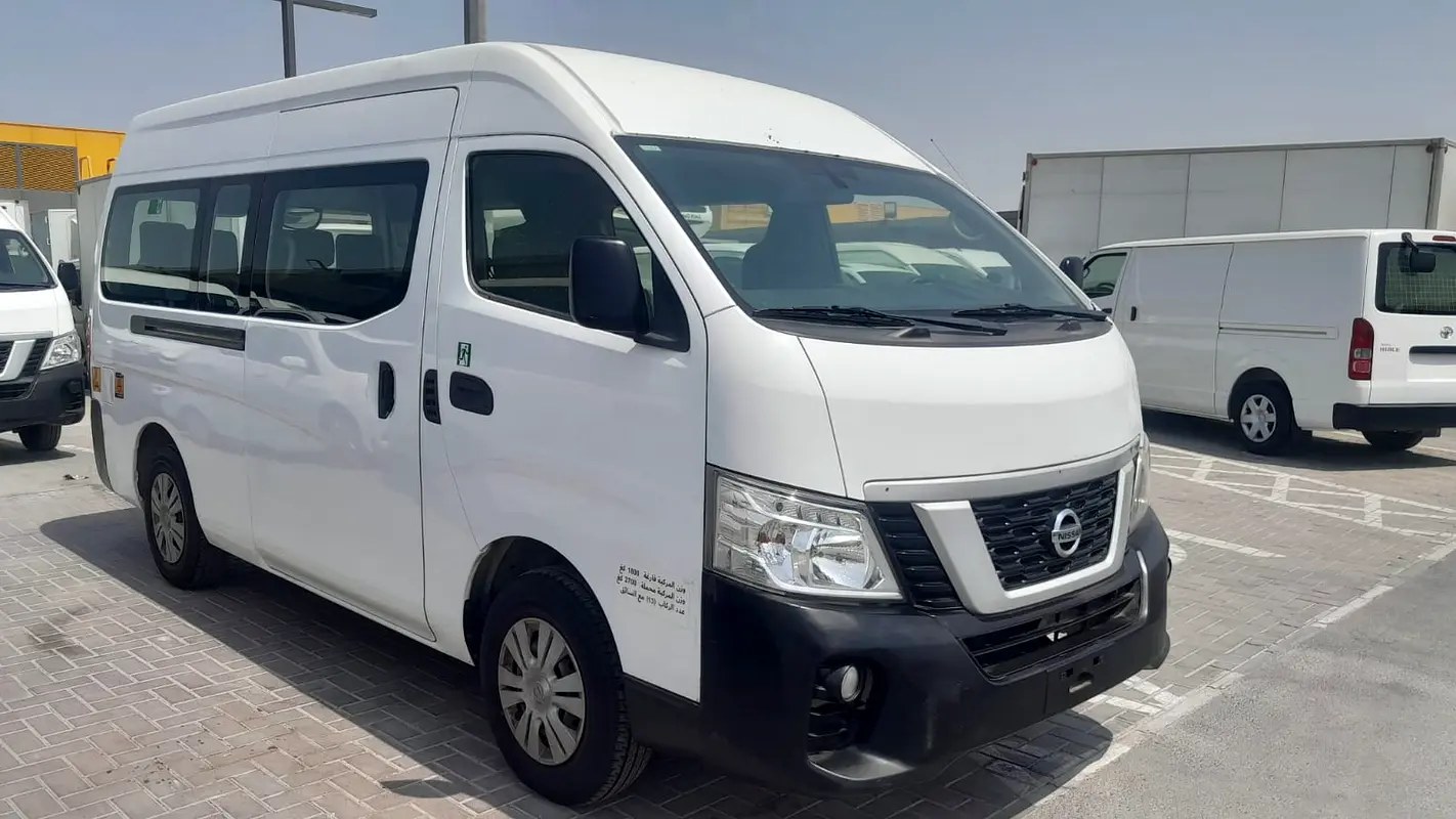 نمای دیگر نیسان اوروان NV350 2020