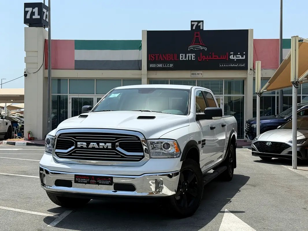 نمای دیگر رام 1500 SLT Classic 2020