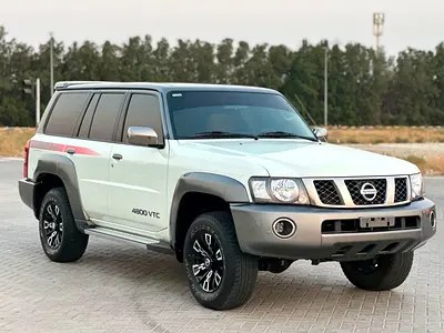 نمای دیگر نیسان پاترول سافاری سوپر سافاری 2022