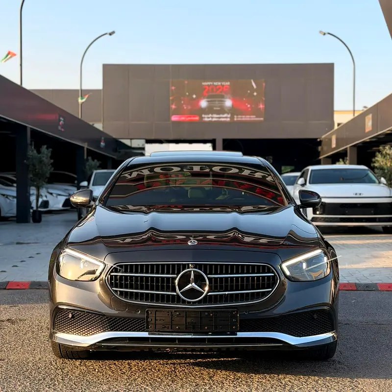 نمای دیگر مرسدس بنز کلاس E E 350 2021