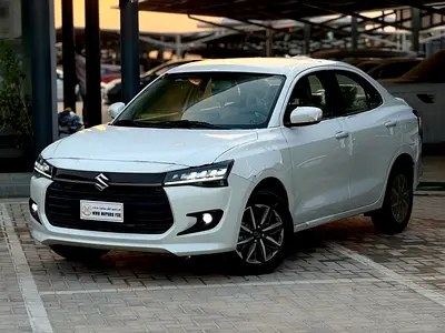 نمای دیگر سوزوکی دزایر GLX 2025