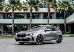 بی ام و سری 1 120i 2023
