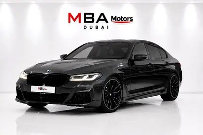 نمای دیگر بی ام و سری 5 520i M اسپرت 2022