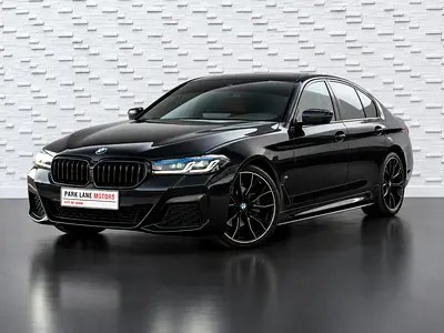 نمای دیگر بی ام و سری 5 520i M اسپرت 2022