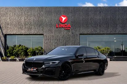 نمای دیگر بی ام و سری 7 730Li 2021