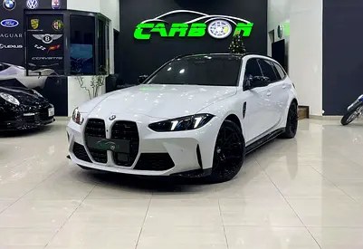 نمای دیگر بی ام و M3 تورینگ کامپتیشن xDrive 2025