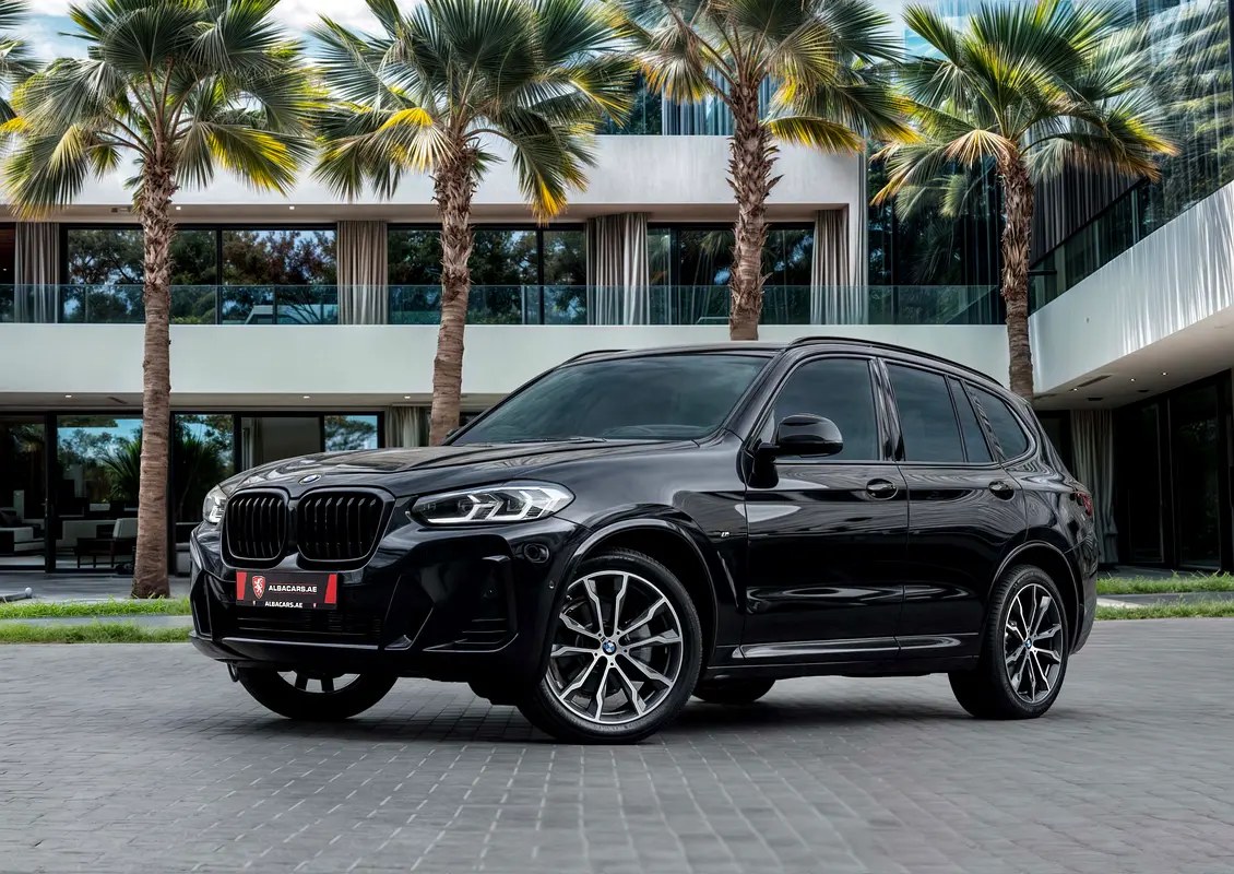 نمای دیگر بی ام و X3 xDrive30i ام اسپرت 2024