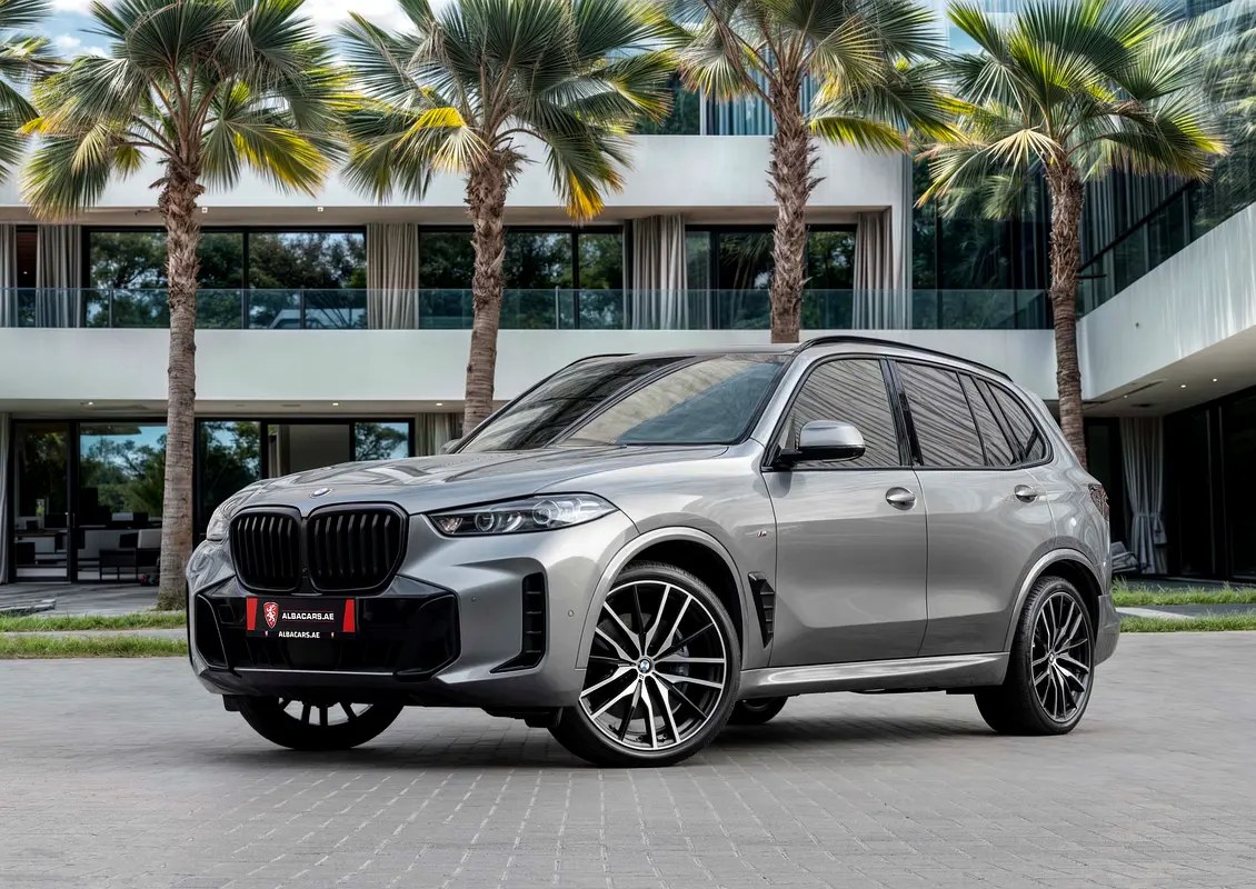 نمای دیگر بی ام و X5 xDrive40i M اسپرت 2025