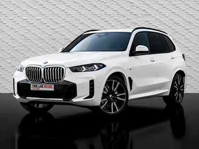 نمای دیگر بی ام و X5 xDrive40i M اسپرت 2025