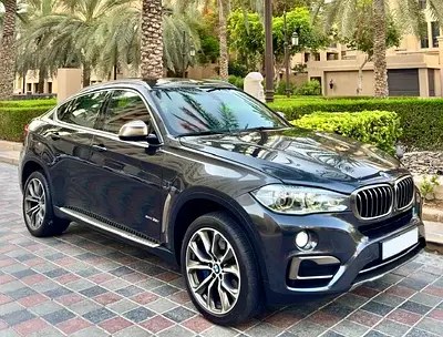 نمای دیگر بی ام و X6 xDrive35i اکسکلوزیو 2018