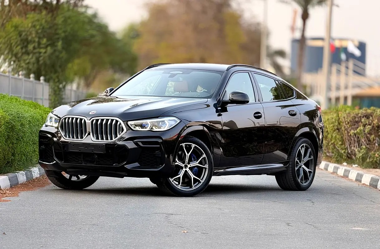 نمای دیگر بی ام و X6 xDrive40i 2023