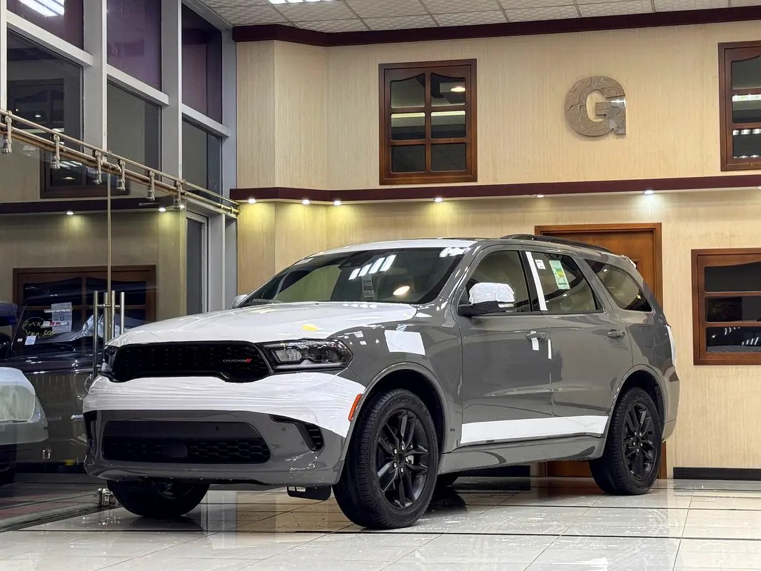 نمای دیگر دوج دورانگو GT 2025