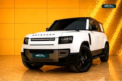 نمای دیگر لندروور دیفندر 110 X-Dynamic HSE 2025