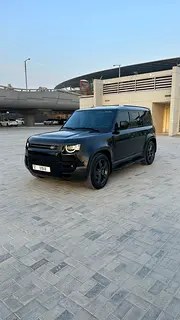 لندروور دیفندر 110 HSE P400 2023