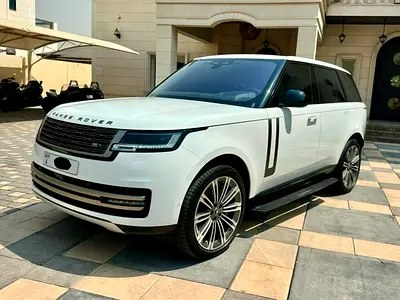 نمای دیگر لندروور رنج روور HSE P530 2023