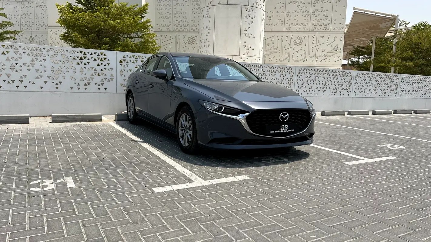 نمای دیگر مزدا 3 سلیکت 2025