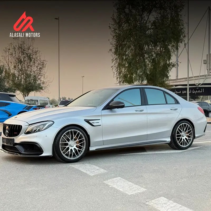 نمای دیگر مرسدس بنز کلاس C C63 S AMG 4MATIC+ 2017