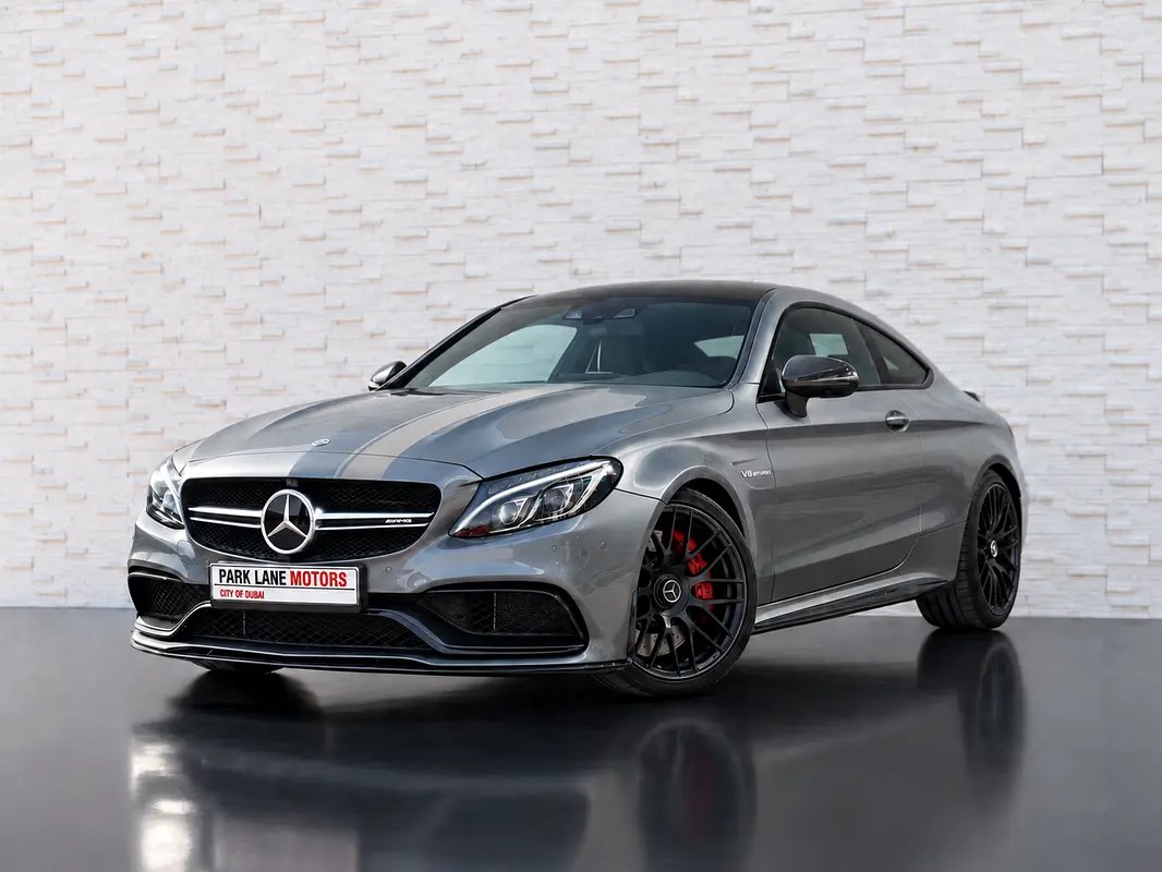 نمای دیگر مرسدس بنز C-کلاس C63 S AMG 2017