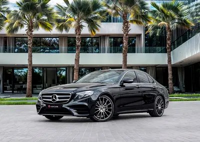 نمای دیگر مرسدس بنز E کلاس E 300 2020