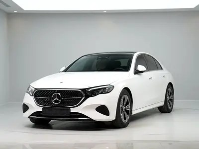 نمای دیگر مرسدس بنز ای کلاس E 200 2024