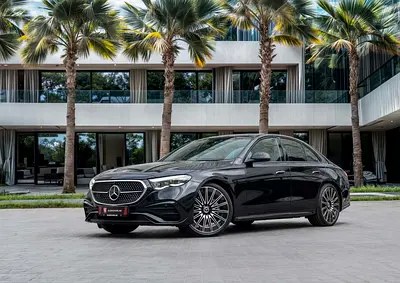 نمای دیگر مرسدس بنز کلاس E E 300 2025