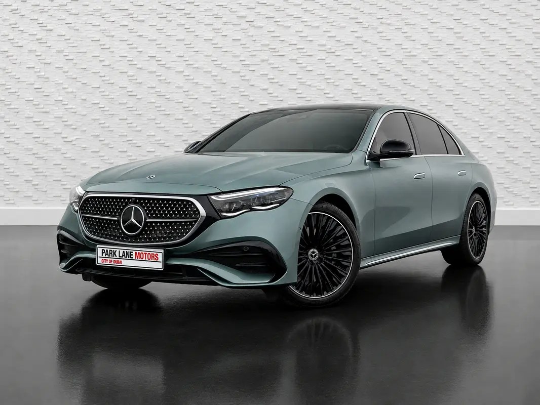 نمای دیگر مرسدس بنز E کلاس E 300 2024