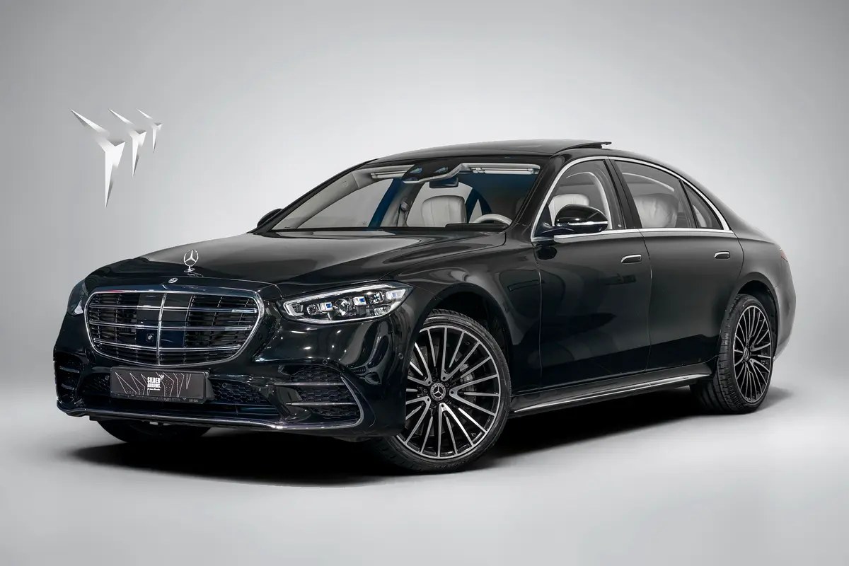 نمای دیگر مرسدس بنز کلاس S S 500 4MATIC 2023