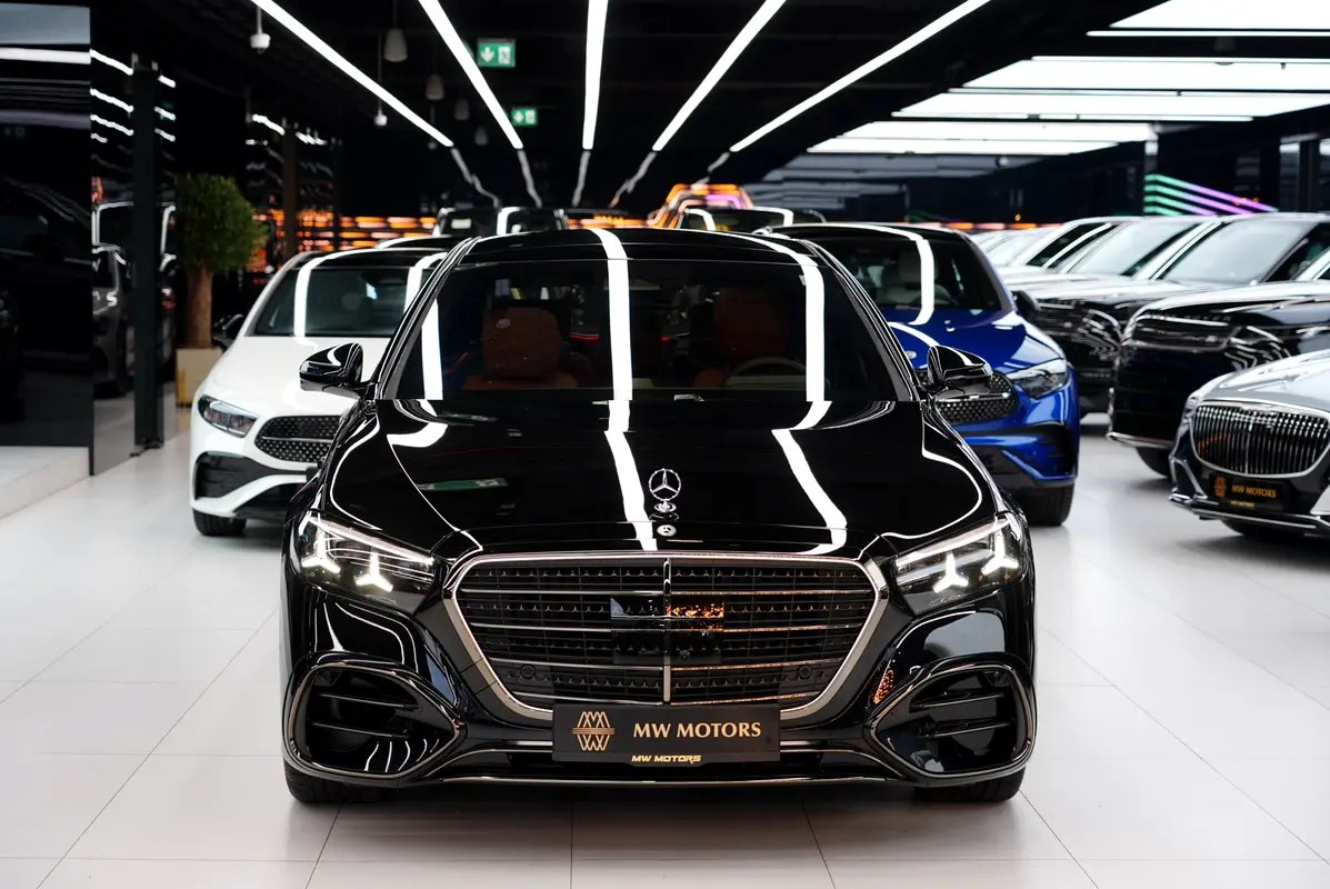 نمای دیگر مرسدس بنز کلاس S S 580 2027