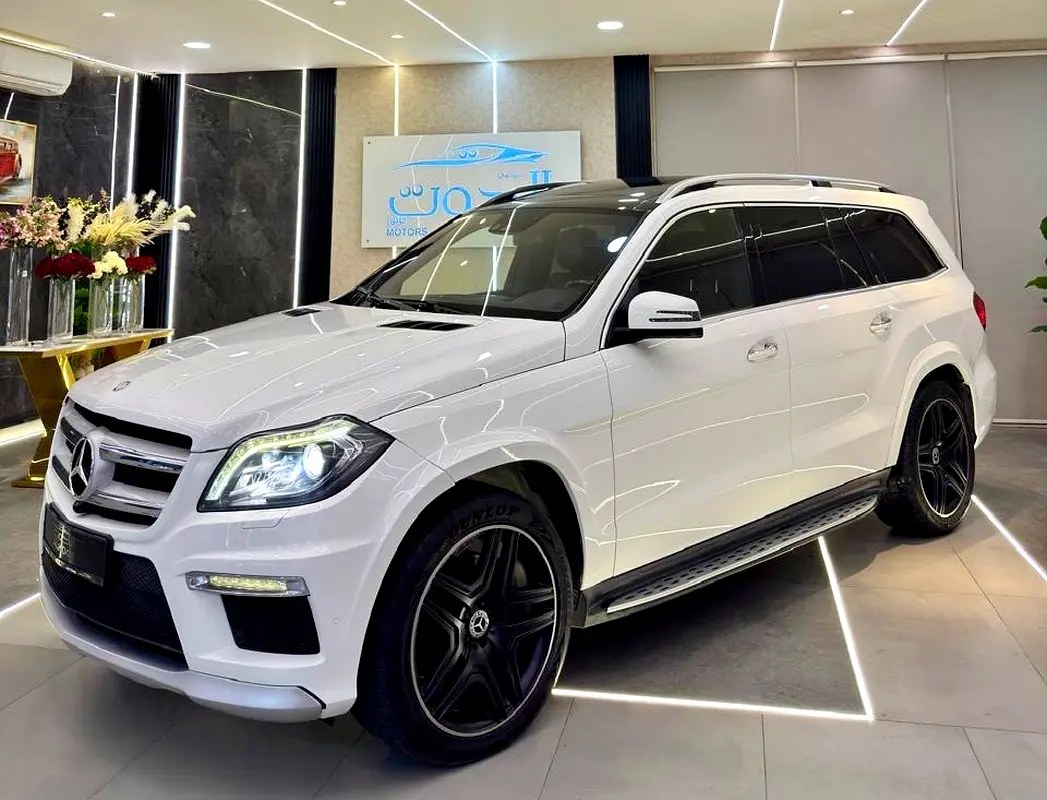نمای دیگر مرسدس بنز GL کلاس GL 500 4MATIC 2016