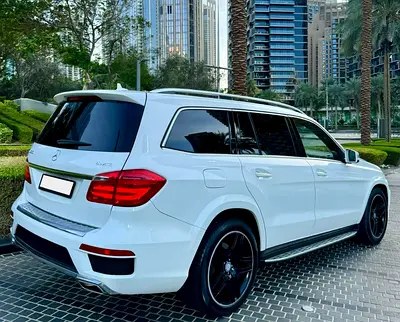 نمای دیگر مرسدس بنز GL کلاس GL 500 4MATIC 2016
