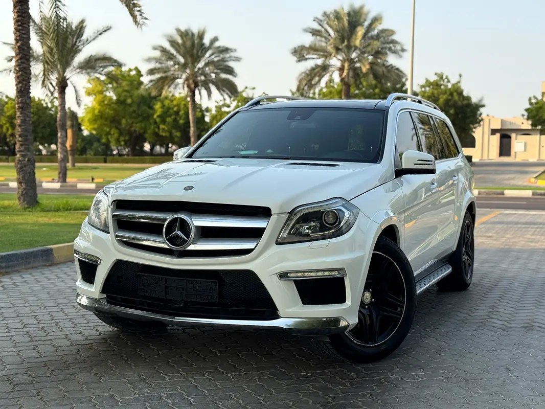 نمای دیگر مرسدس بنز GL کلاس GL 500 4MATIC 2016
