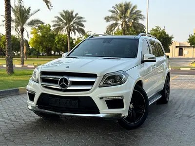 نمای دیگر مرسدس بنز GL کلاس GL 500 4MATIC 2016