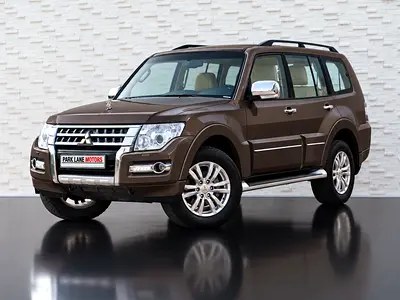 نمای دیگر میتسوبیشی پاجرو GLS 2020