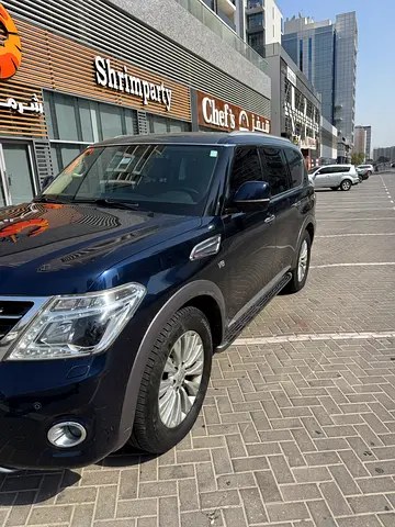 نمای دیگر نیسان پاترول SE تیتانیوم 2019